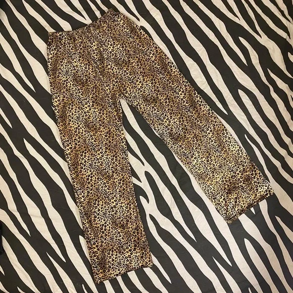 Y2K VELOUR CHEETAH PRINT PANTS - Picture 5 of 5